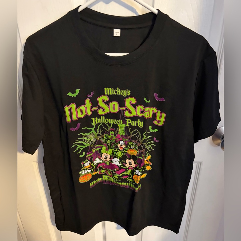 Disney Mickey’s Not So Scary Halloween Party, Men’s Size Large New